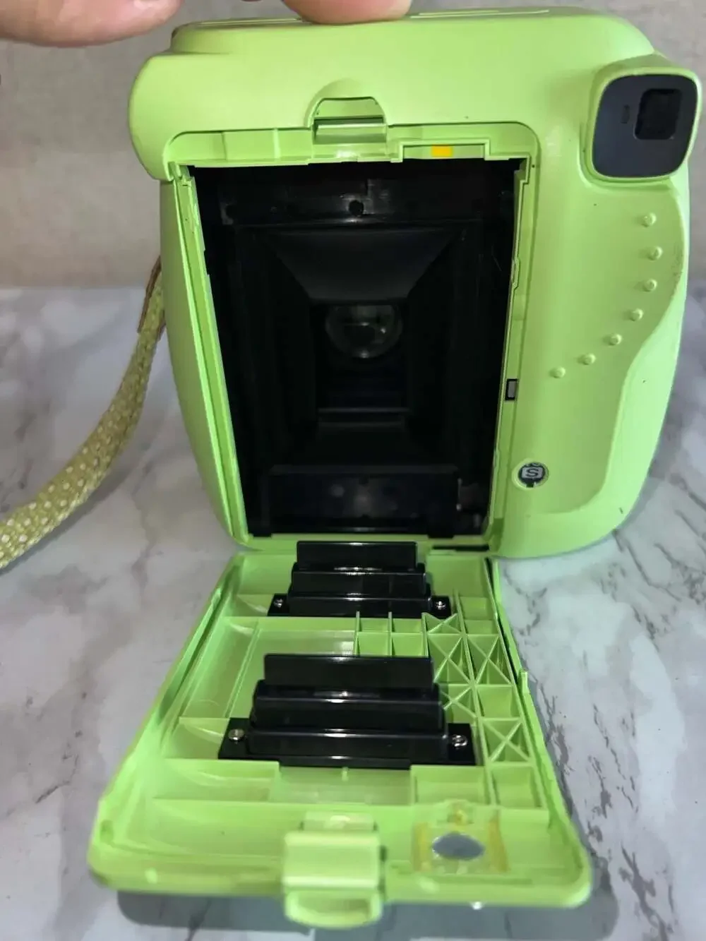 Fujifilm Instax Mini 9 Instant Film Camera in Lime Green